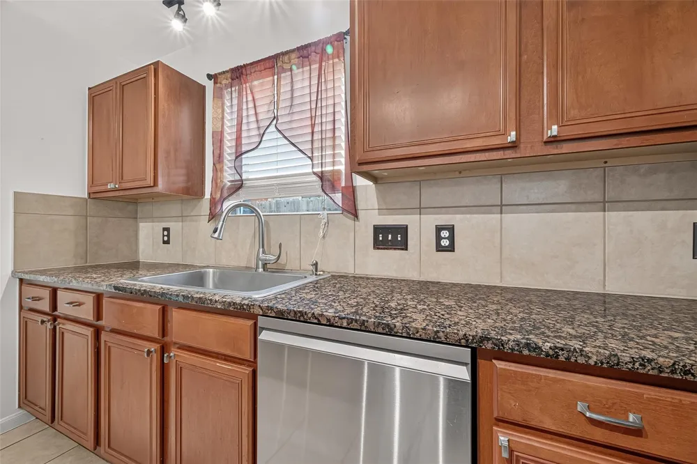 25346 Barmby Drive Tomball, TX 77375