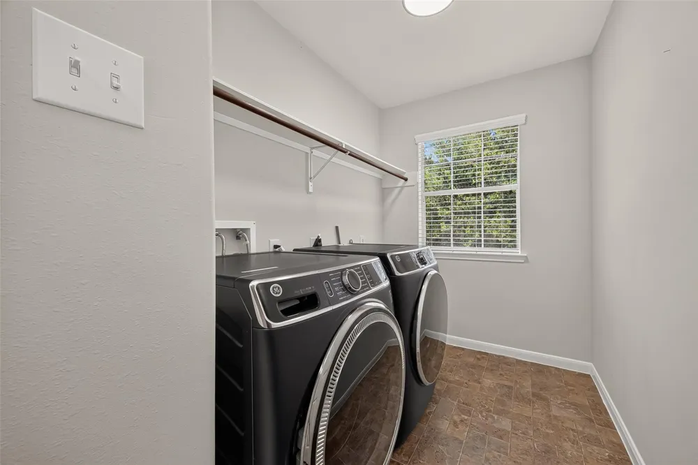 25346 Barmby Drive Tomball, TX 77375