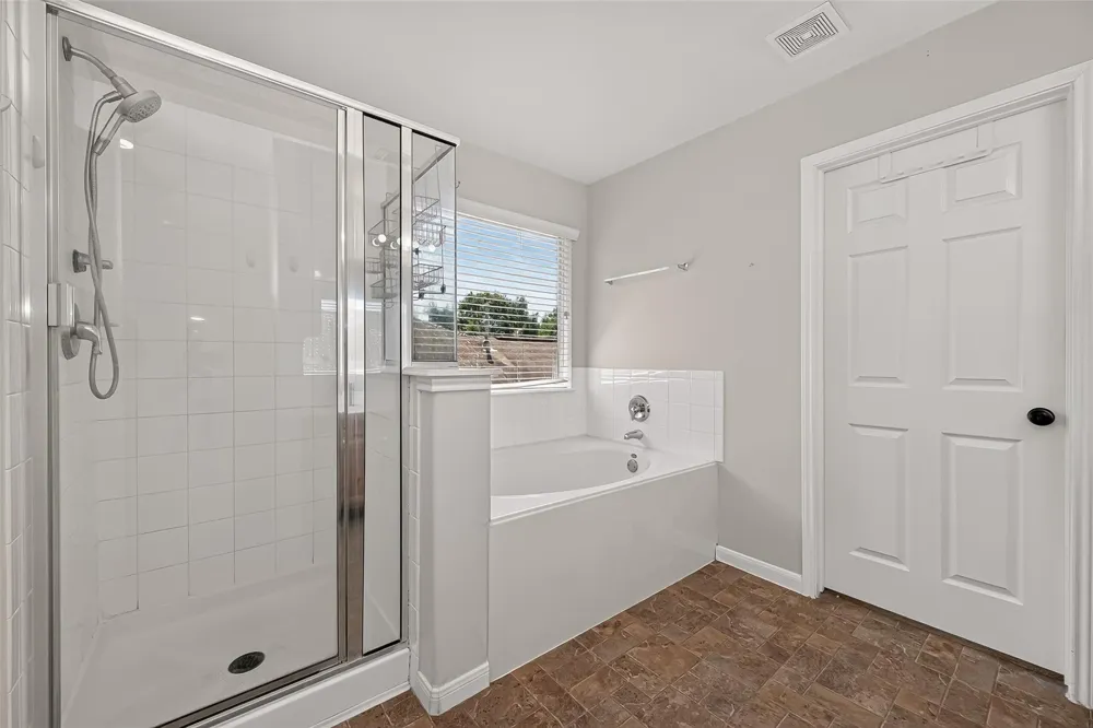 25346 Barmby Drive Tomball, TX 77375