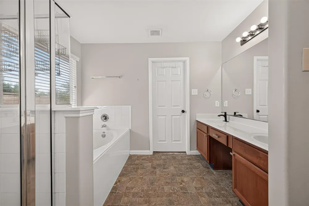 25346 Barmby Drive Tomball, TX 77375