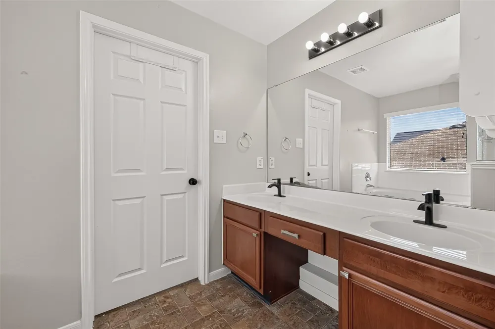 25346 Barmby Drive Tomball, TX 77375