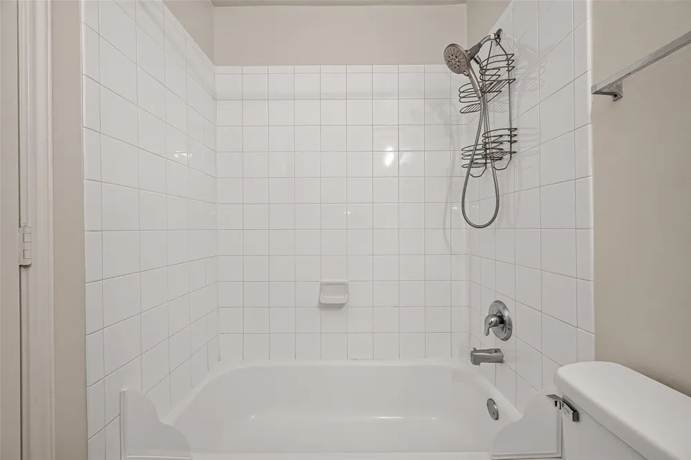 25346 Barmby Drive Tomball, TX 77375