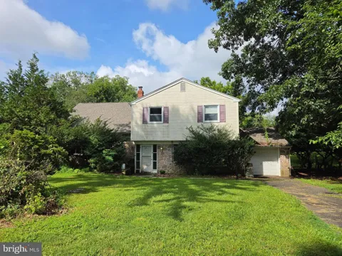 405 HEMPSTEAD CIRCLE #1012