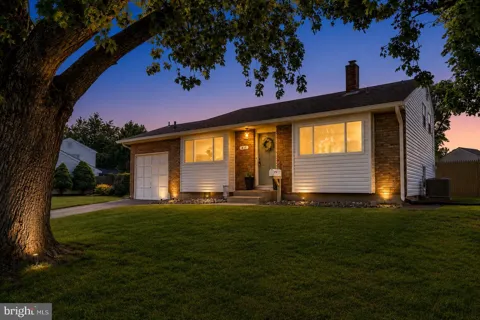 411 GREENVIEW ROAD