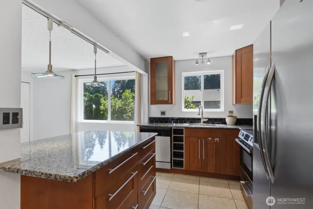 7909 218th Street SW #4 Edmonds, WA 98026
