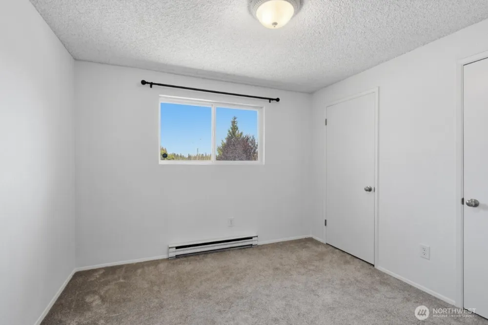 7909 218th Street SW #4 Edmonds, WA 98026