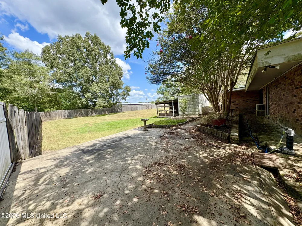 1041 Lower Centreville Road Centreville, MS 39631
