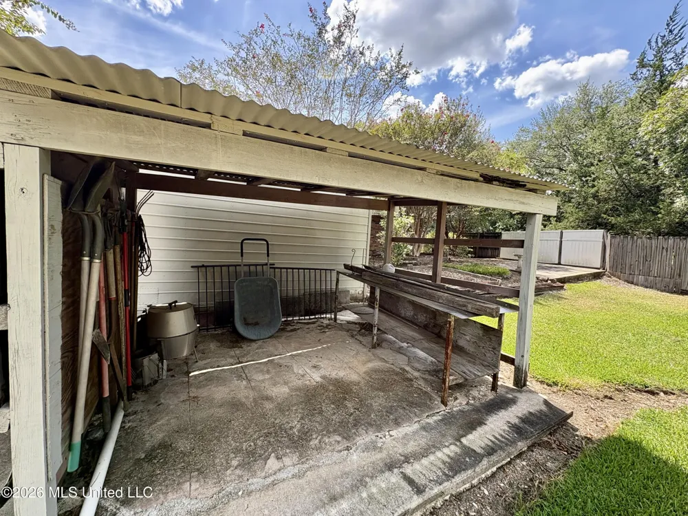 1041 Lower Centreville Road Centreville, MS 39631
