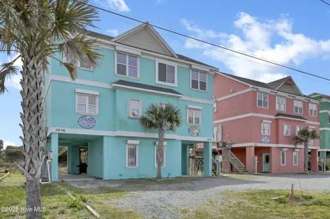 3974 Island Drive