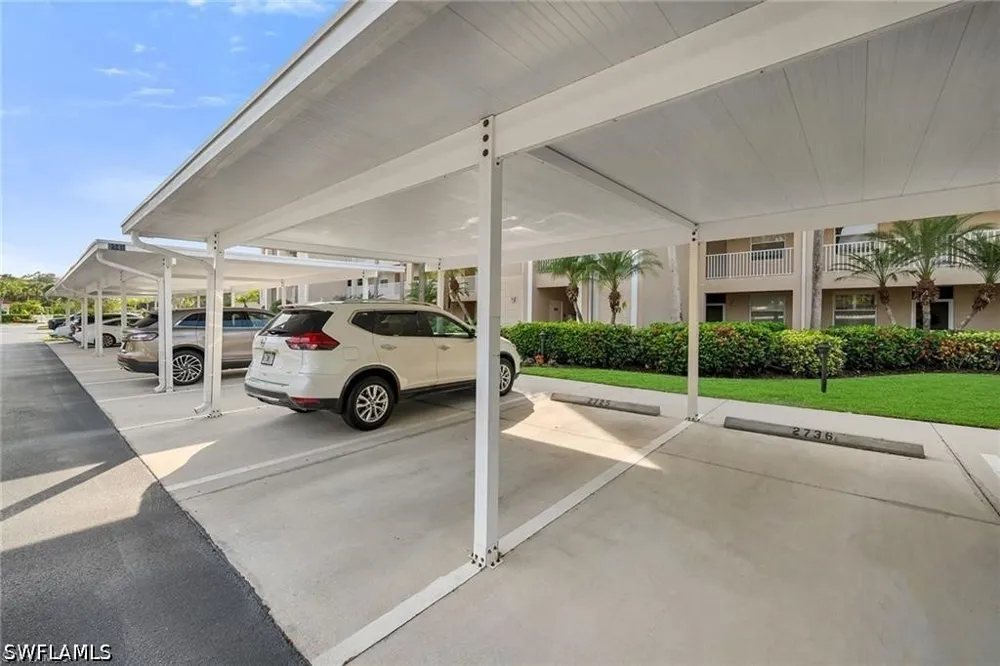 Cypress Trace Circle #2725A Naples, FL 34119