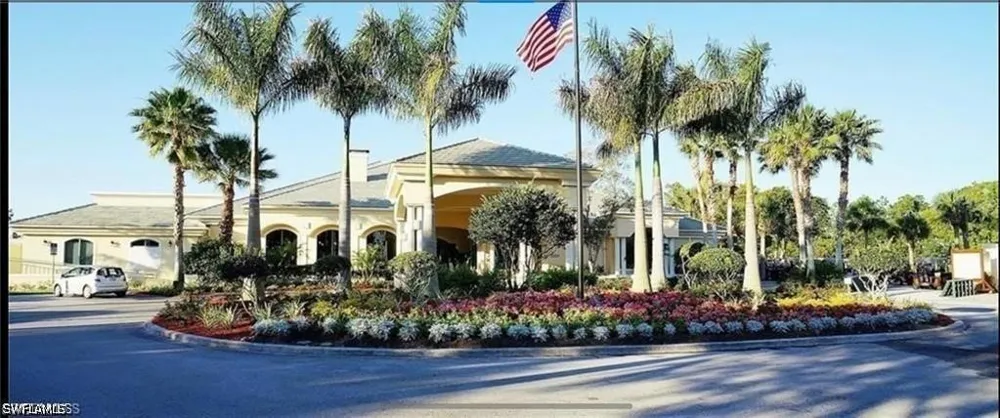 Cypress Trace Circle #2725A Naples, FL 34119