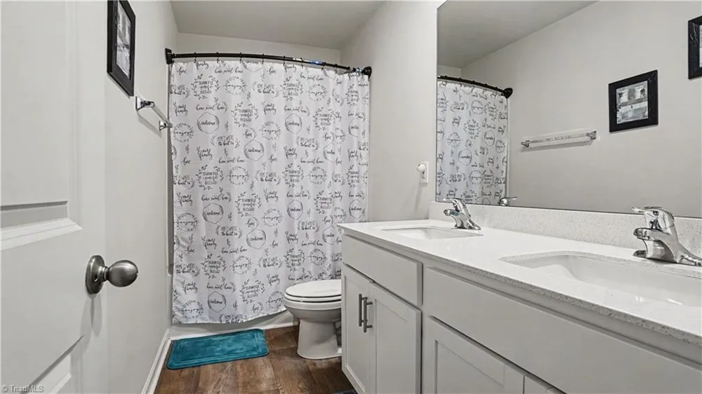 6808 Capstone Court Rural Hall, NC 27045