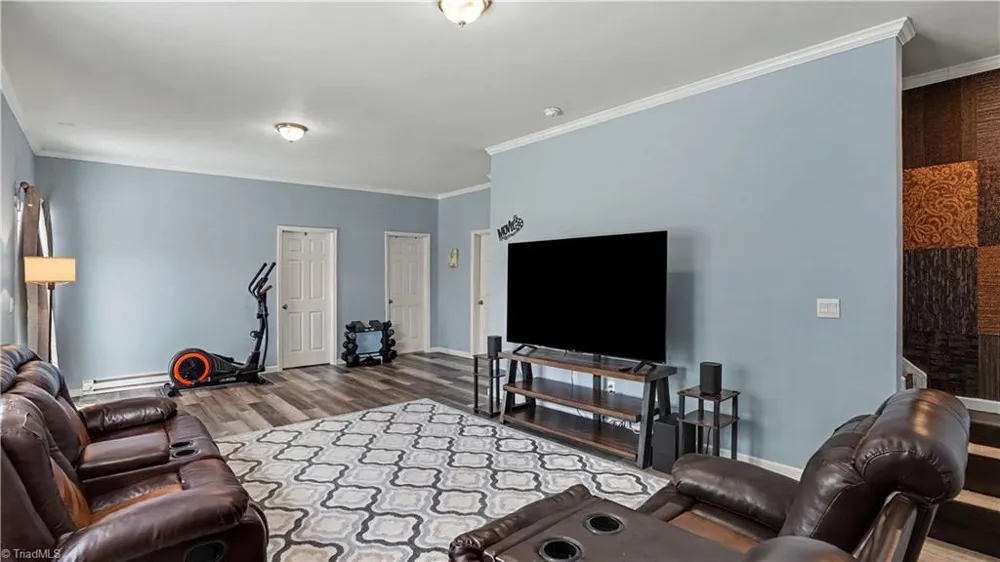 6808 Capstone Court Rural Hall, NC 27045