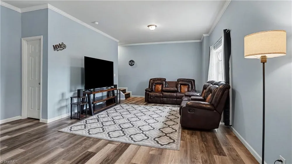 6808 Capstone Court Rural Hall, NC 27045