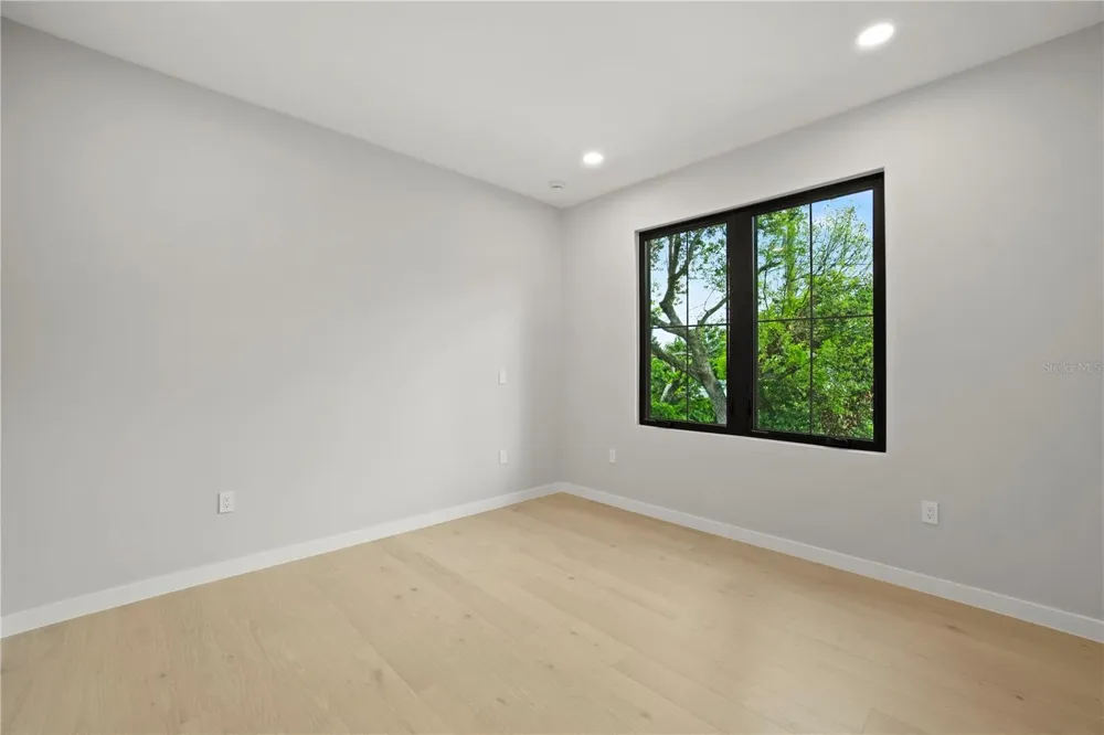 515 W WINTER PARK STREET Orlando, FL 32804