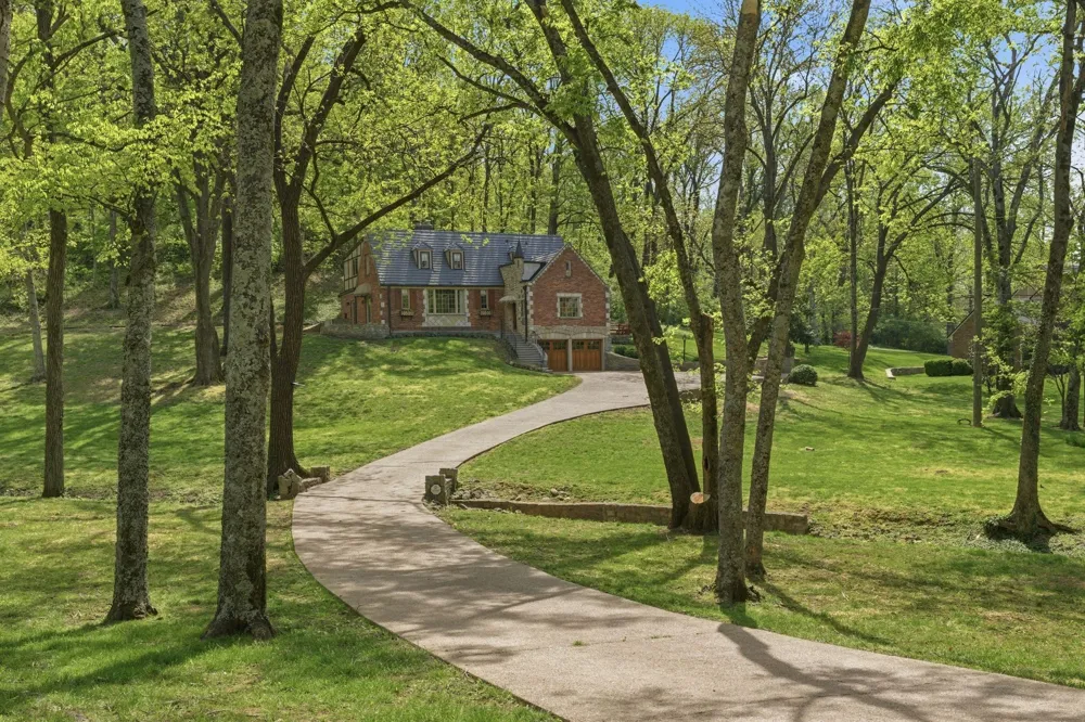 5123 Stanford Dr Nashville, TN 37215