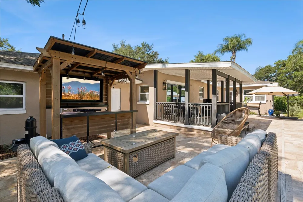 2333 WESTMINSTER COURT Winter Park, FL 32789