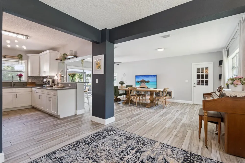 2333 WESTMINSTER COURT Winter Park, FL 32789