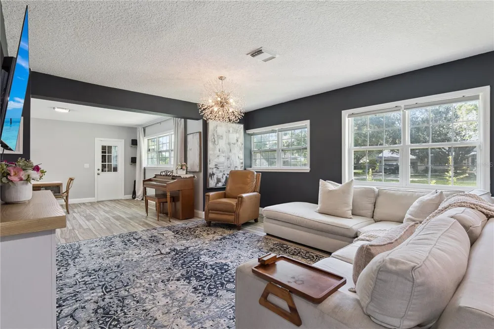 2333 WESTMINSTER COURT Winter Park, FL 32789