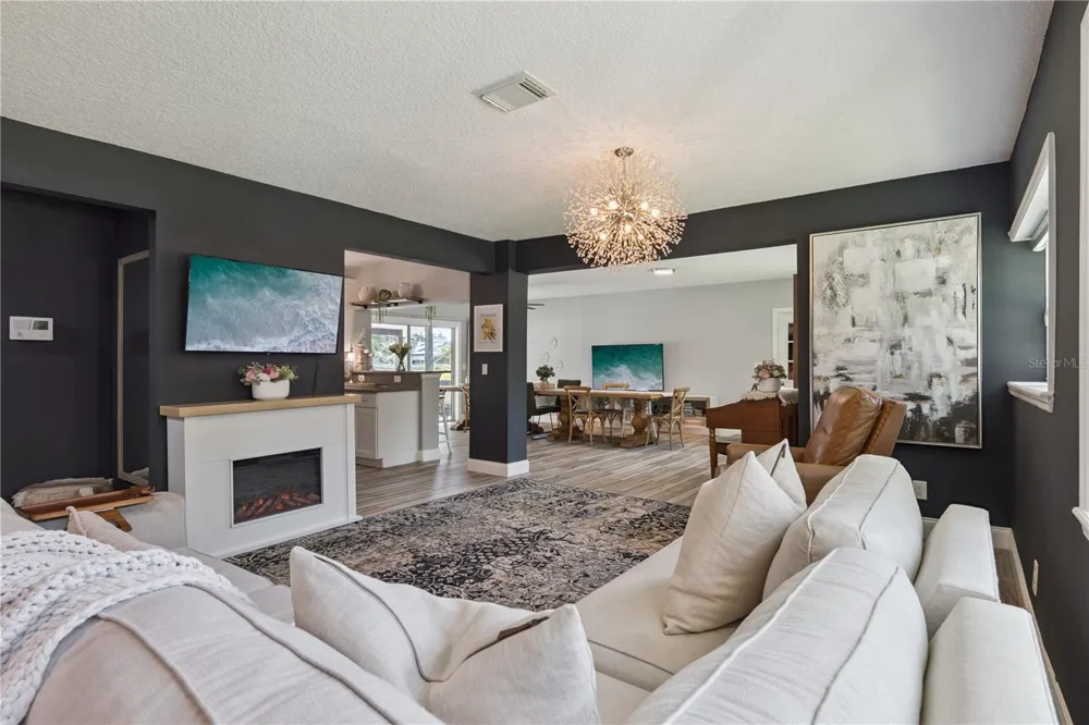2333 WESTMINSTER COURT Winter Park, FL 32789