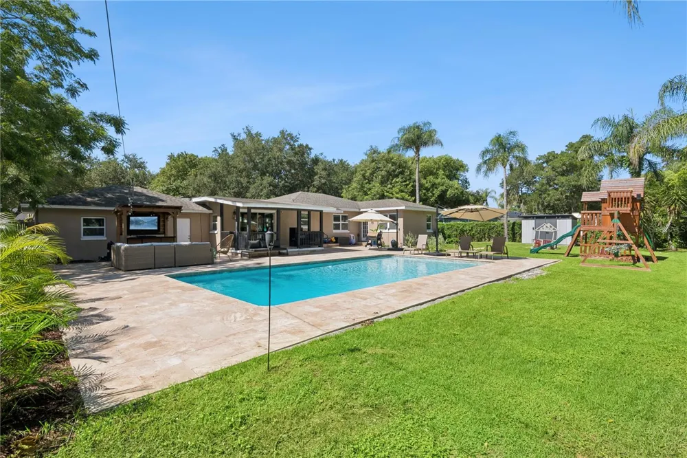2333 WESTMINSTER COURT Winter Park, FL 32789