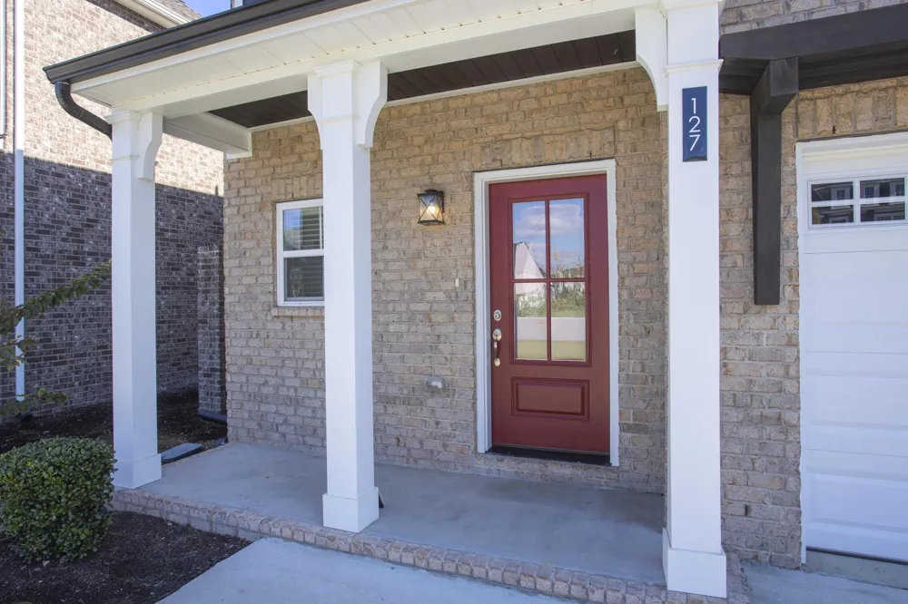 127 Dameron Private Dr Hendersonville, TN 37075