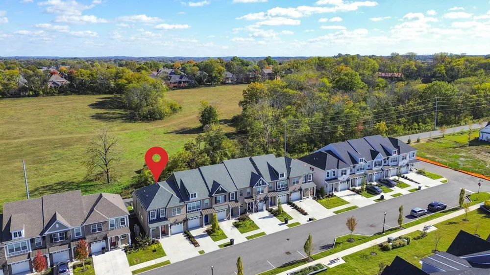 127 Dameron Private Dr Hendersonville, TN 37075