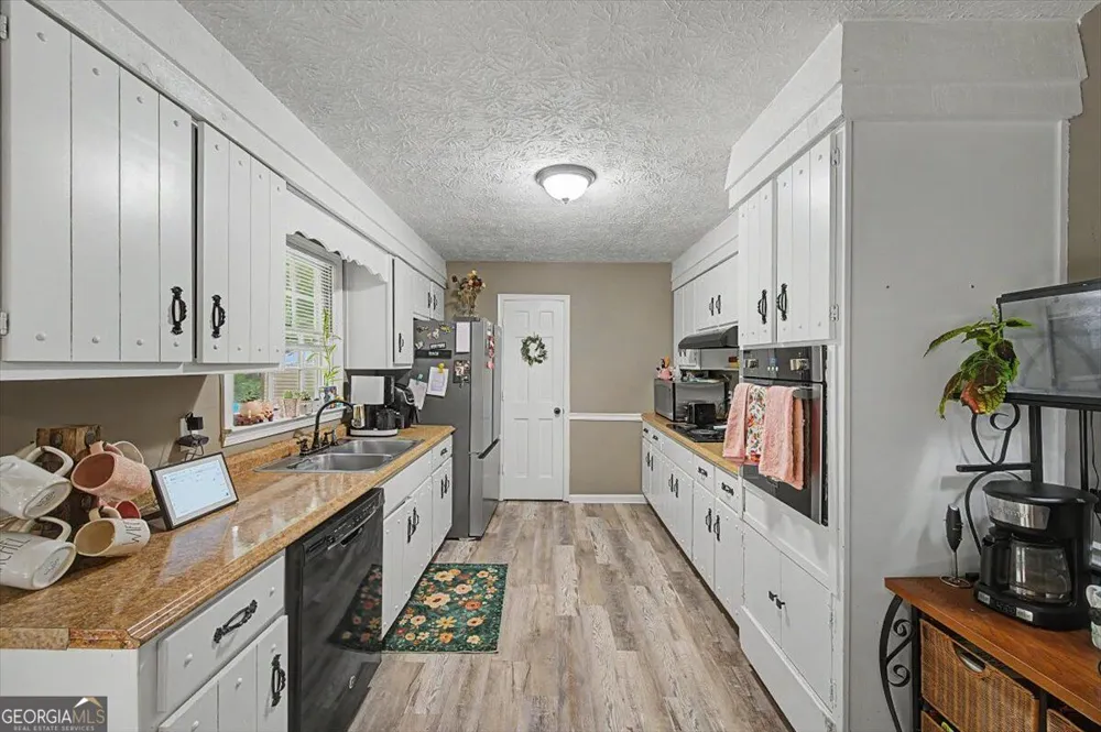 4 Shadowood CT SE Silver Creek, GA 30173