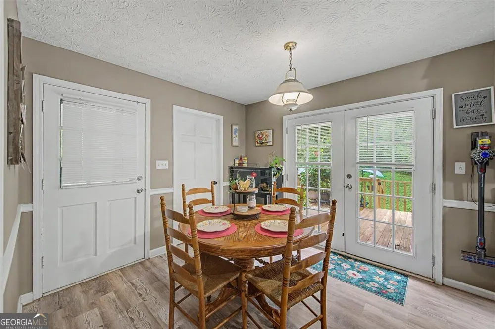 4 Shadowood CT SE Silver Creek, GA 30173