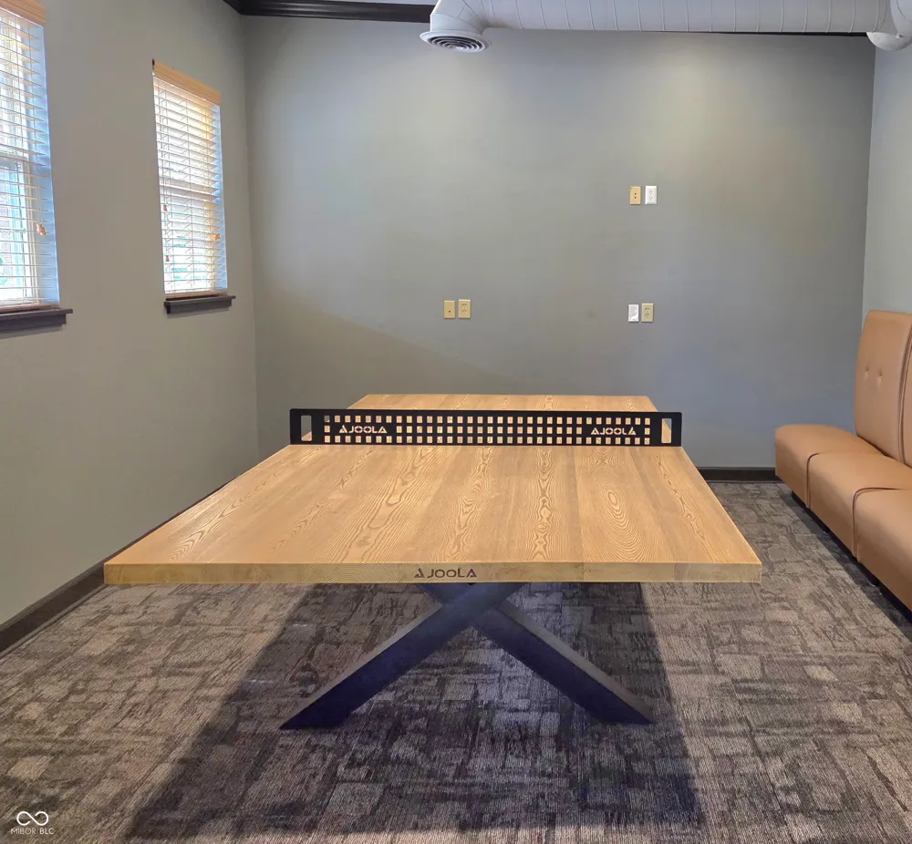 1098 Cavendish Drive Carmel, IN 46032