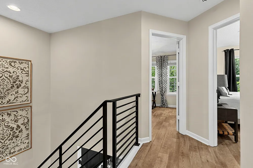 1098 Cavendish Drive Carmel, IN 46032
