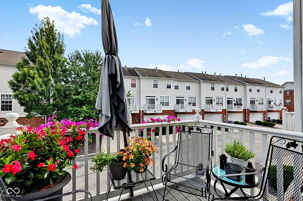 1098 Cavendish Drive Carmel, IN 46032