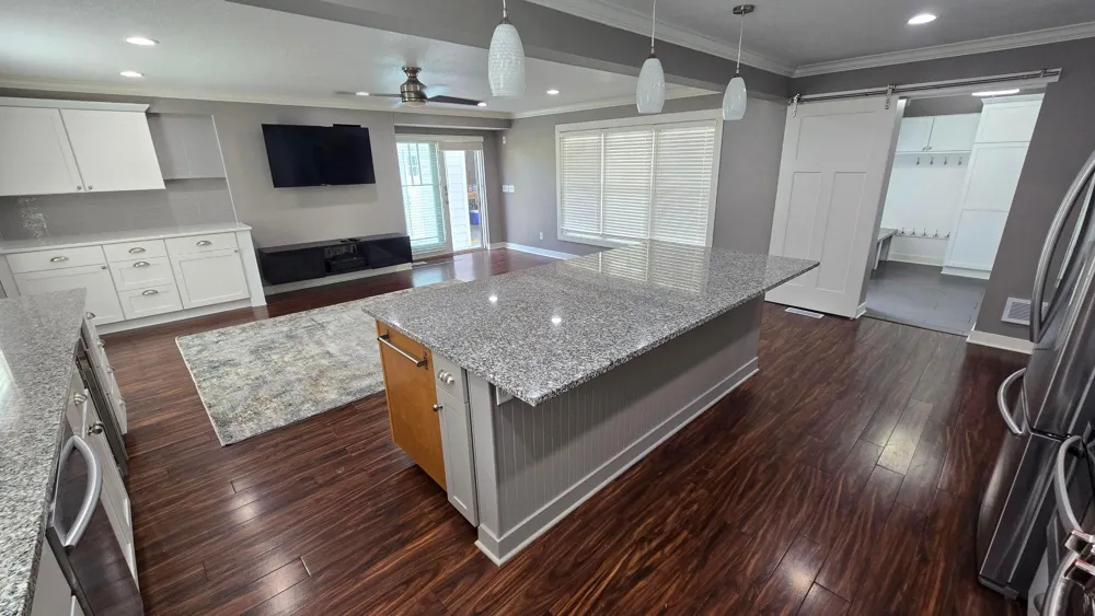 5940 Wooddale Avenue Edina, MN 55424