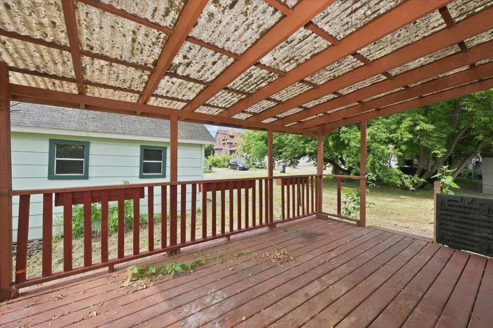 405 58th Avenue W Duluth, MN 55807