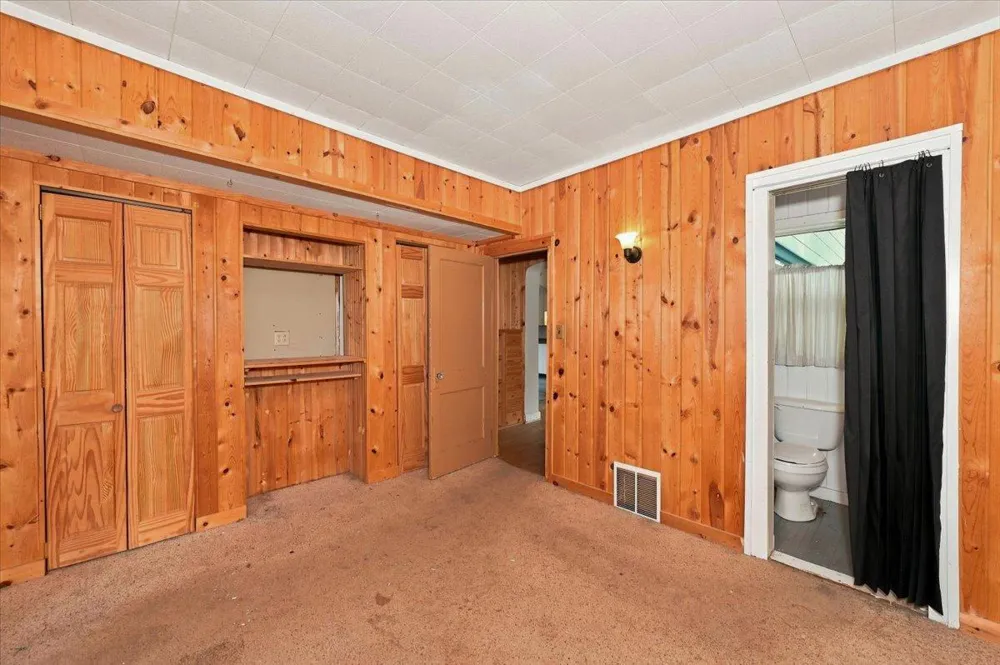 405 58th Avenue W Duluth, MN 55807