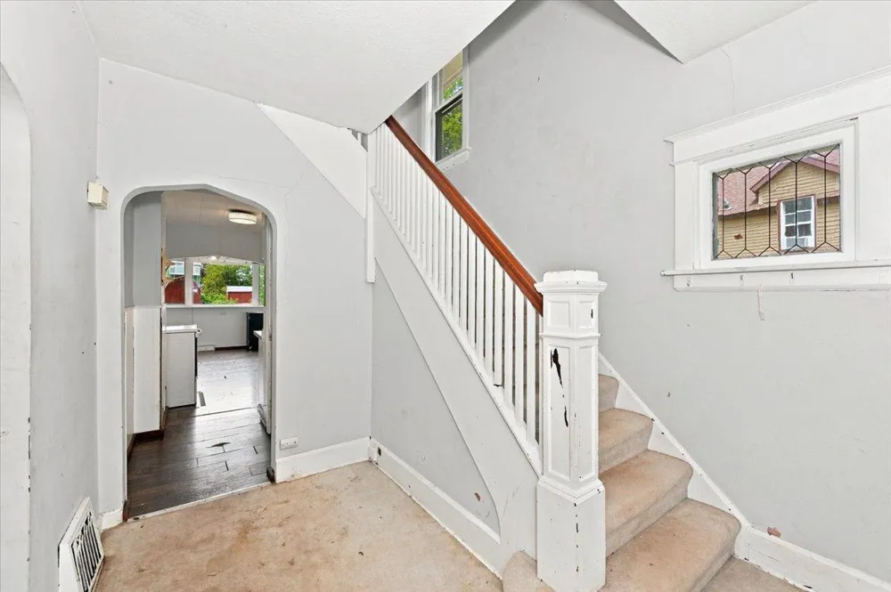 405 58th Avenue W Duluth, MN 55807