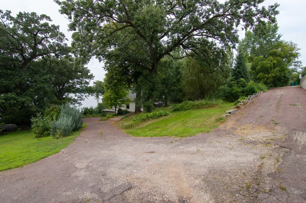 609 Lakeshore Drive Ortonville, MN 56278