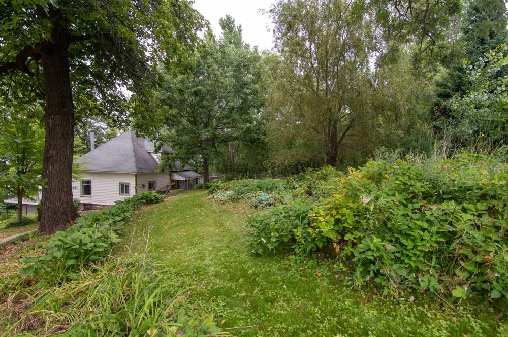 609 Lakeshore Drive Ortonville, MN 56278