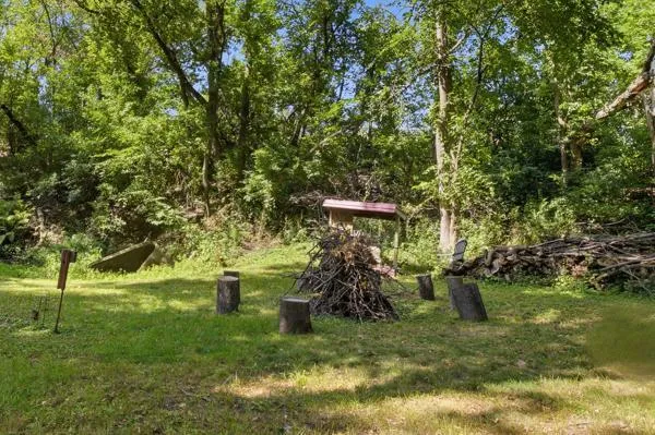 1507 S 6th Street Brainerd, MN 56401