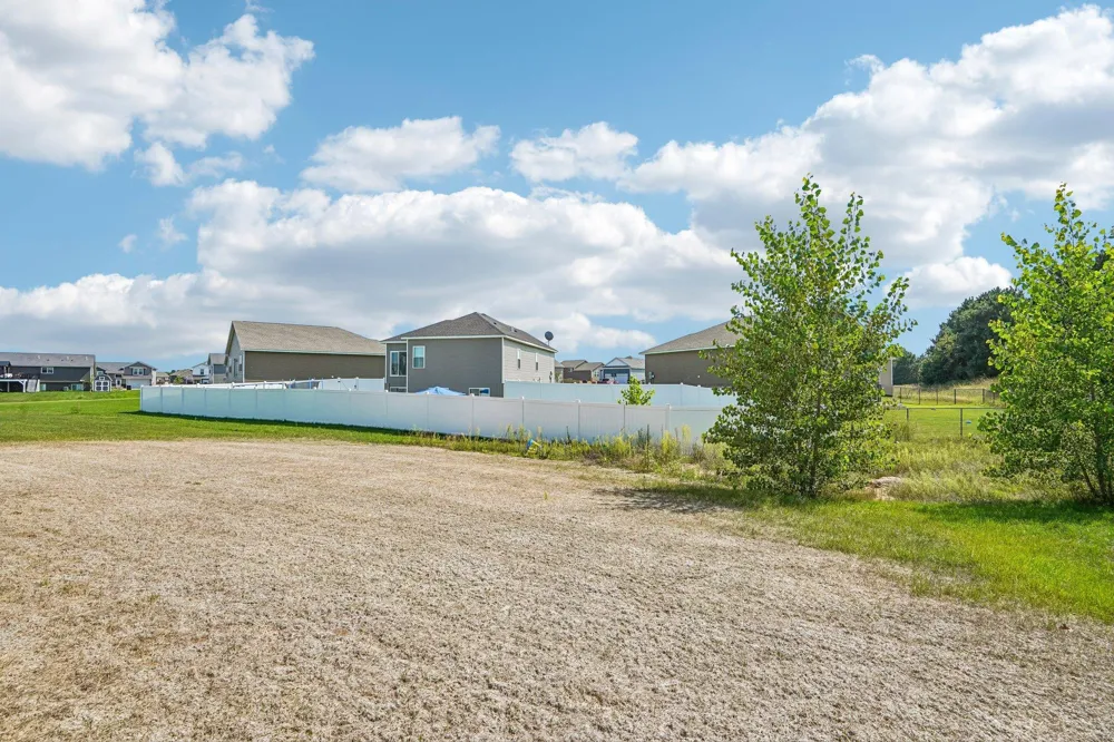 5323 397th Street North Branch, MN 55056