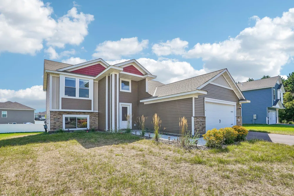 5323 397th Street North Branch, MN 55056