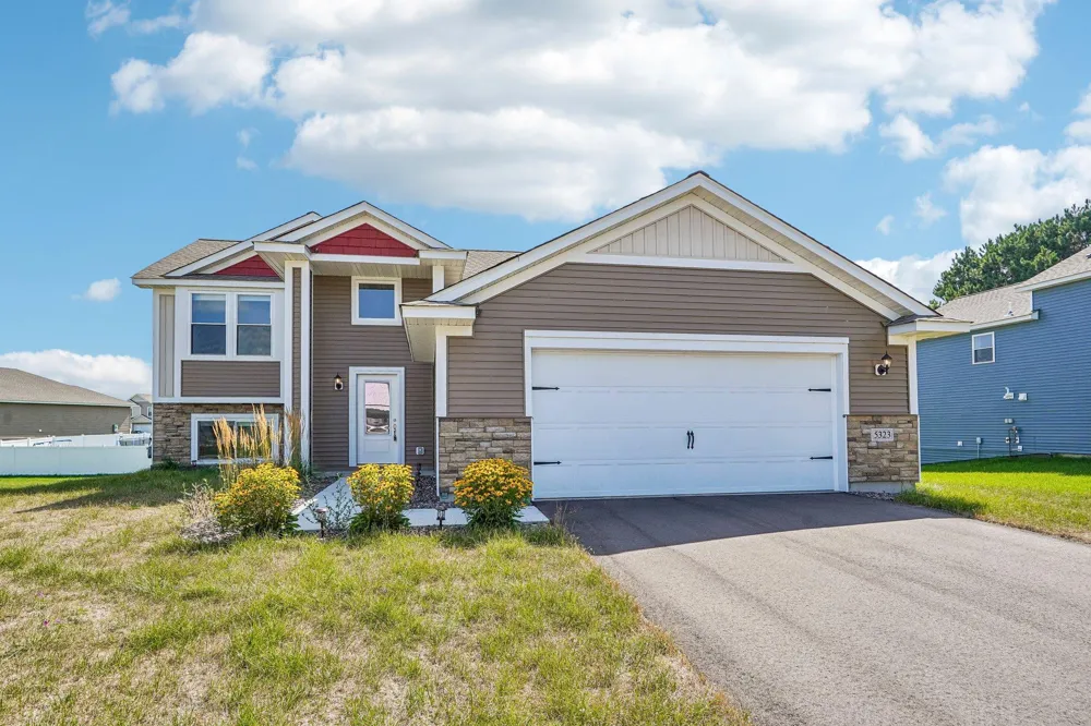 5323 397th Street North Branch, MN 55056