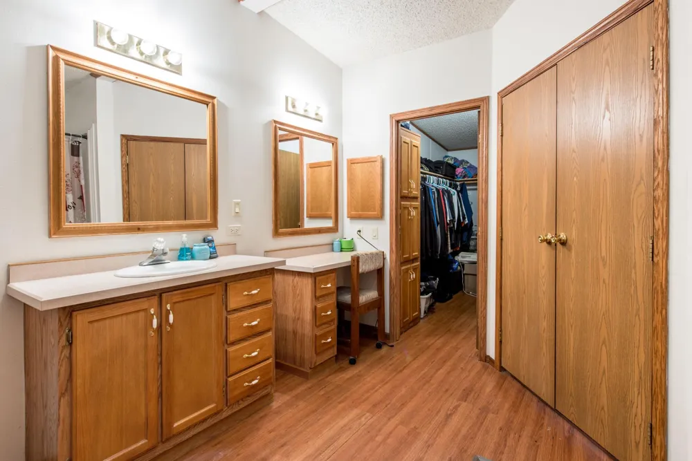 6951 County Road 82 NW Garfield, MN 56332