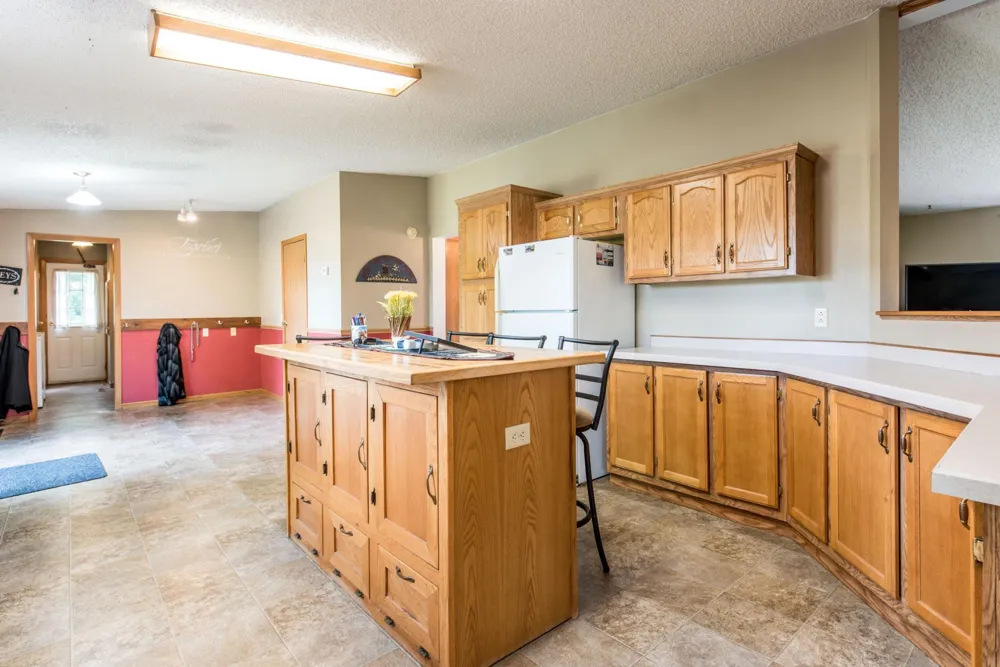 6951 County Road 82 NW Garfield, MN 56332