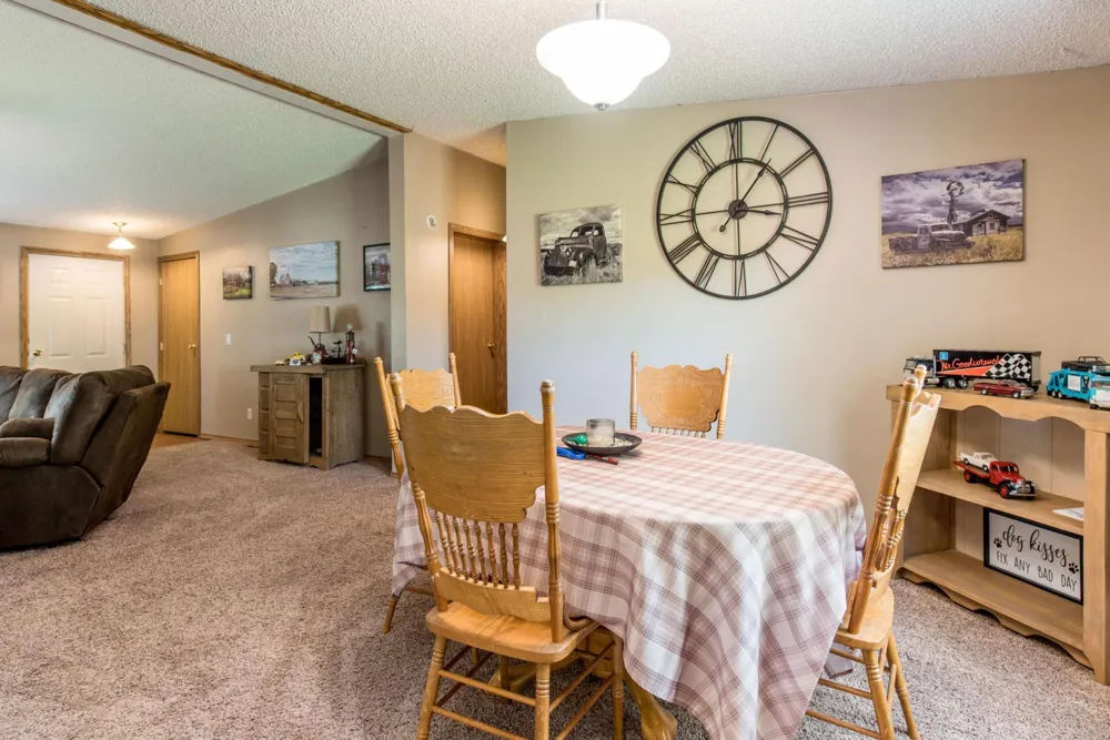 6951 County Road 82 NW Garfield, MN 56332