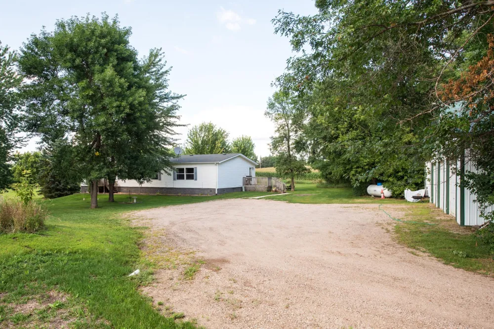 6951 County Road 82 NW Garfield, MN 56332