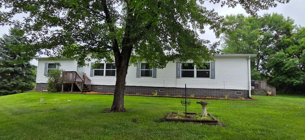 6951 County Road 82 NW Garfield, MN 56332