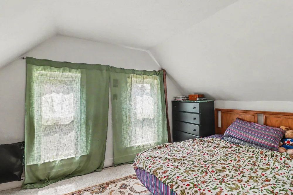 401 Oak Avenue SE Montgomery, MN 56069