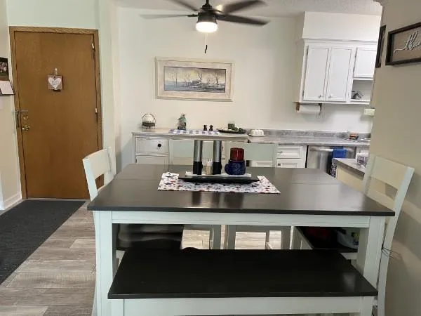 2720 Dale Street #C113 Roseville, MN 55113