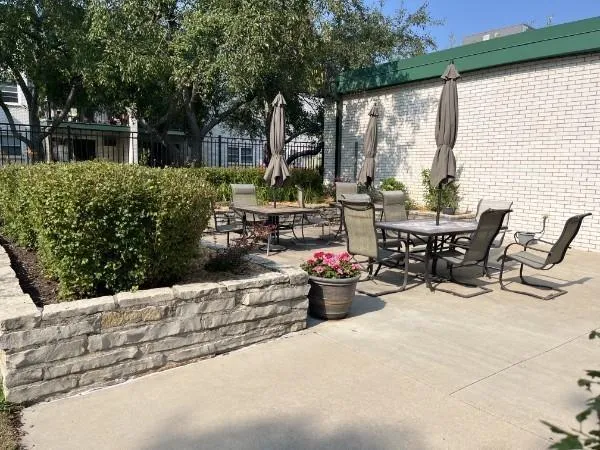 2720 Dale Street #C113 Roseville, MN 55113